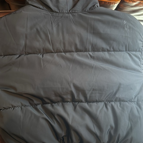 H&M | Divided | Large | Black| 100% Polyester | Winter Jacket - Picture 7 of 8